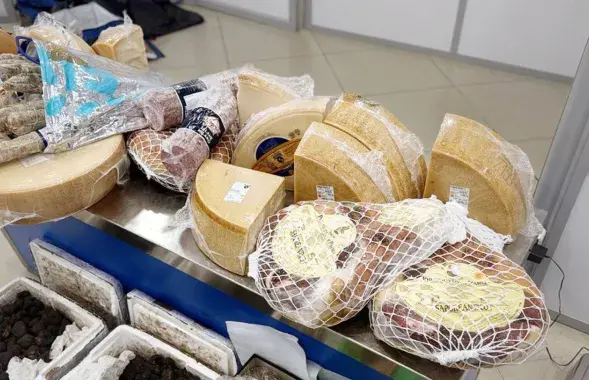 Продукты питания остались в Беларуси
