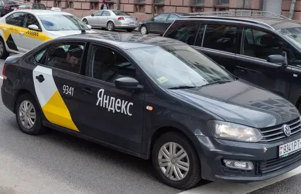 В пиковые часы "Яндекс Go" снизит комиссию для водителей
