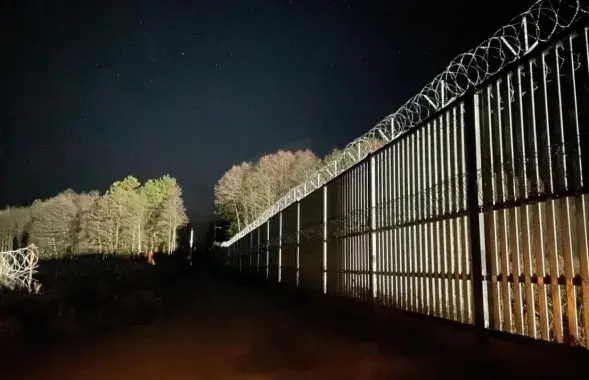 На беларуска-польскай мяжы, ілюстрацыйнае фота
