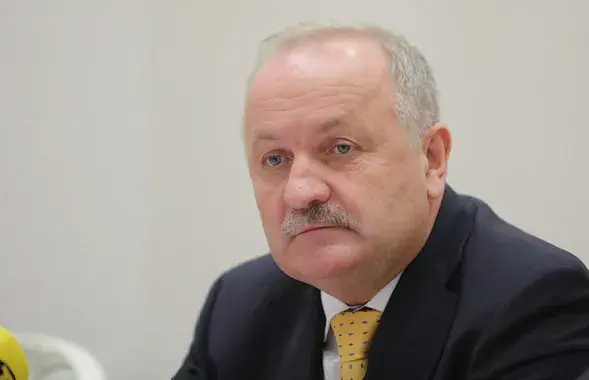 Павел Калаўр

