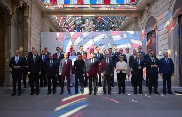 Участники саммита в Париже
