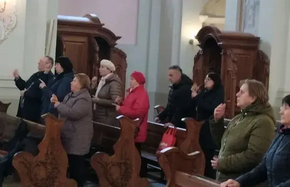 Імша на мове жэстаў
