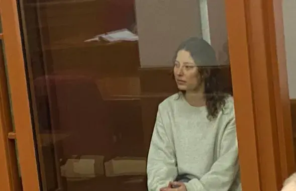 Ксения Карелина на суде
