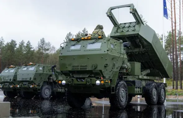 Комплексы HIMARS з'явіліся ў Эстоніі
