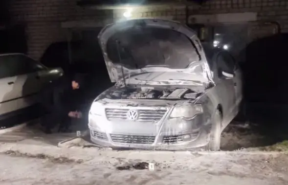 В Барановичах сожгли автомобиль милиционера
