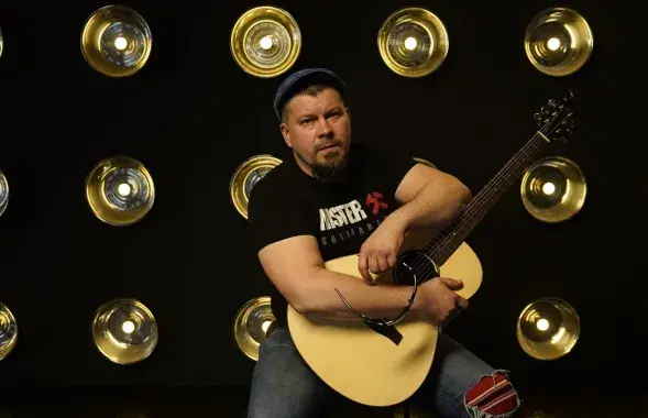 Лідар гурта "Дзецюкі" Алесь Дзянісаў
