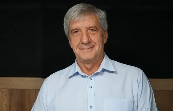 Владимир Остапенко

