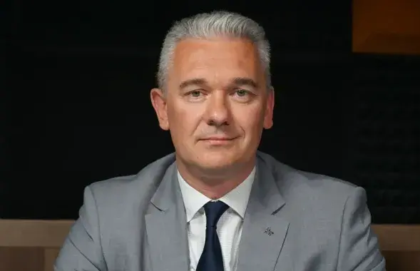 Валер Кавалеўскі
