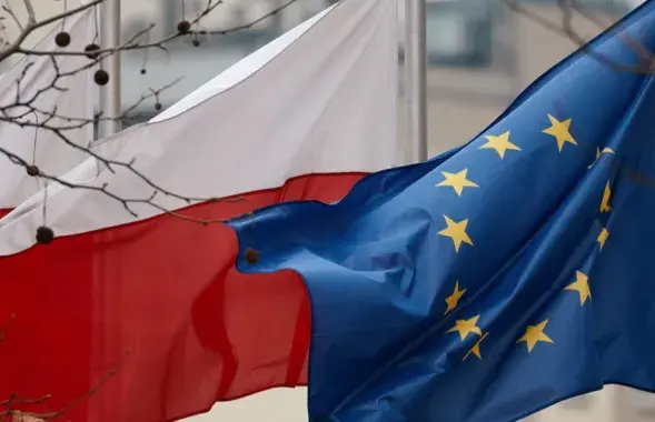 Валанцёрка дапамагае былым палітвязням, якіх дэпартавалі ў Еўропу
