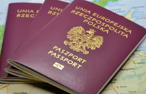 Польскі пашпарт&nbsp;
