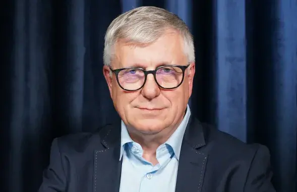 Александр Добровольский
