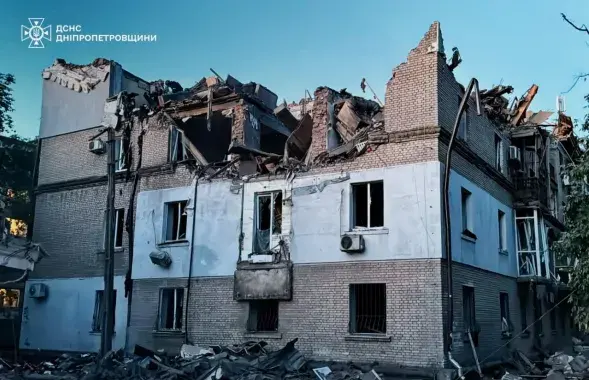 Пашкоджаны жылы будынак пасля расійскай атакі
