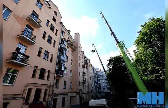 На аб'екце працуе каля 100 чалавек
