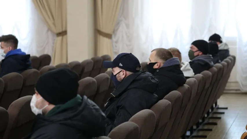 Минск снова вышел погулять: как прошёл марш районов 6 декабря